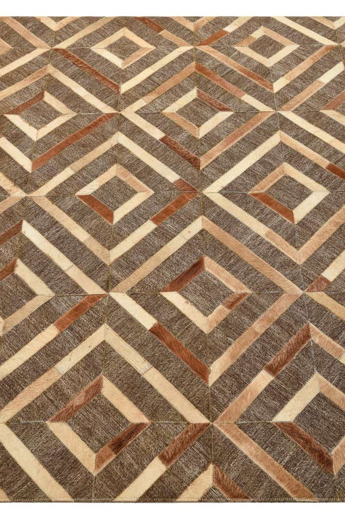 4' 10 x 7' 9 Cowhide Rug