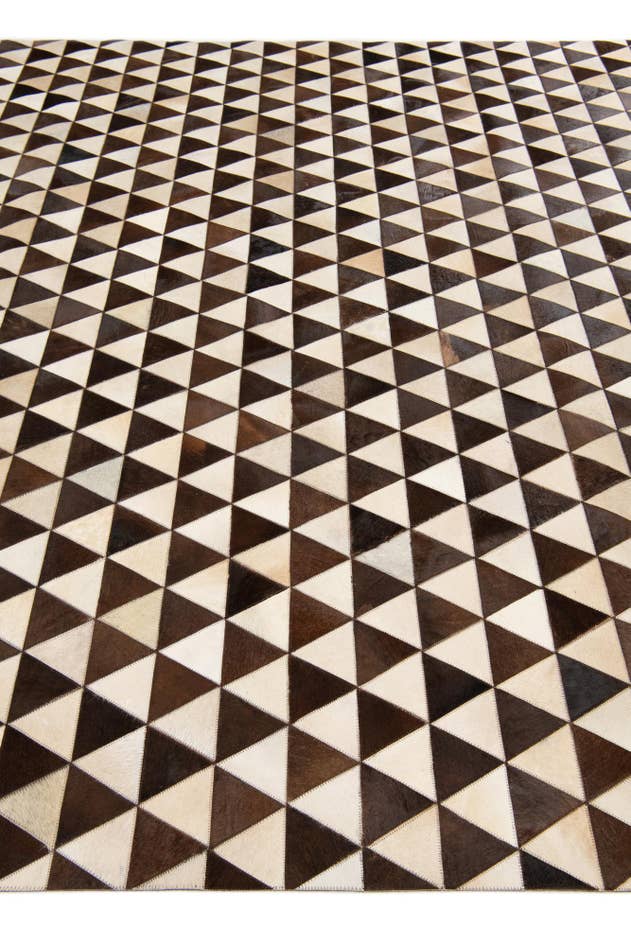 Detail image of 8' 1 x 10' 1 Cowhide Stocks Rug