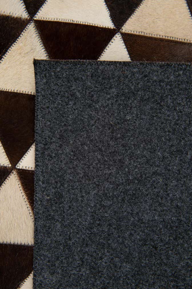 8' x 10' 1 Cowhide Stocks Rug