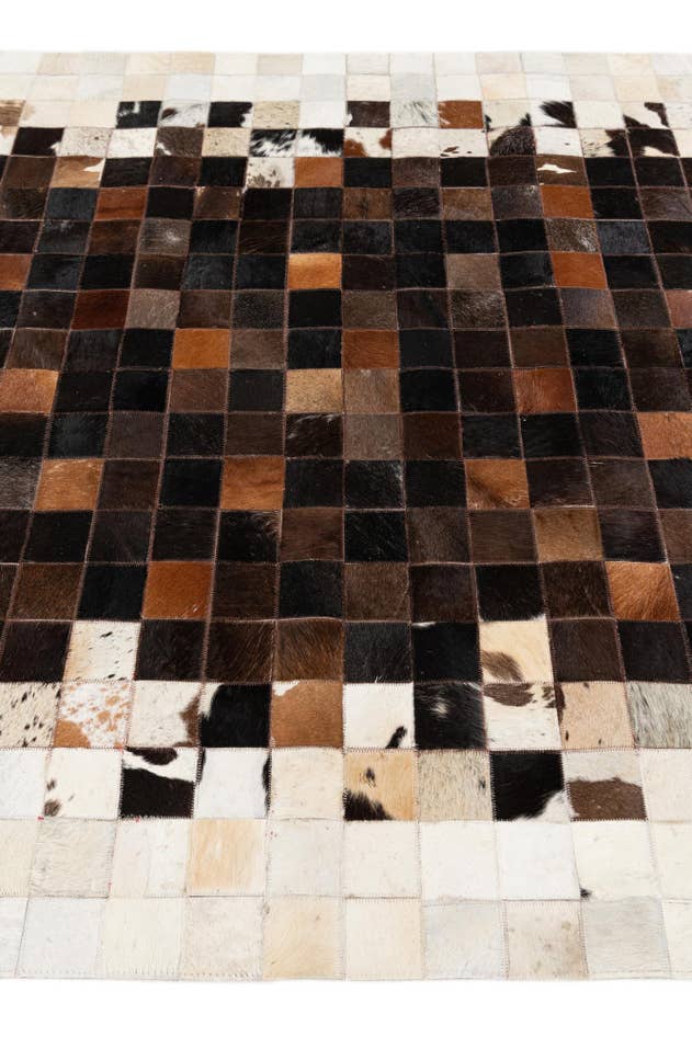 Detailansicht von 150cm x 240cm Cowhide Stocks Teppich