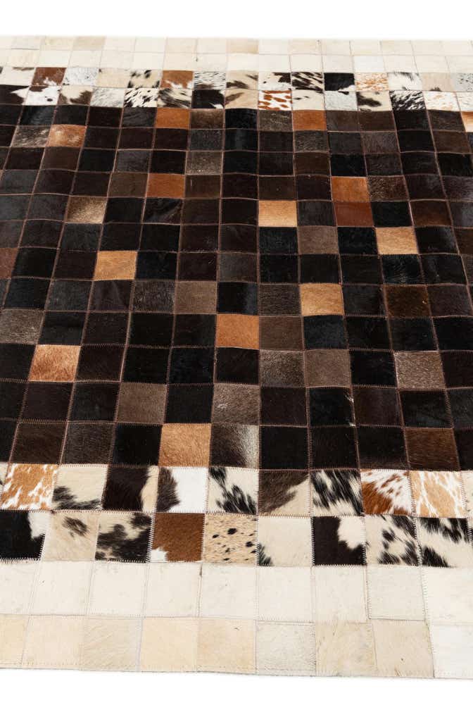 5' x 8' Cowhide Stocks Rug