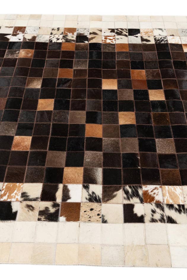 Detail image of 5' x 8' Cowhide Stocks Rug