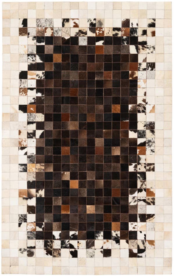 Detail image of 5' x 7' 11 Cowhide Stocks Rug