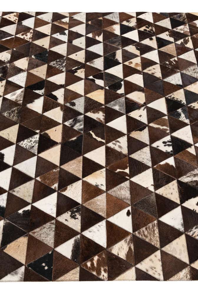 5' x 8' Cowhide Stocks Rug