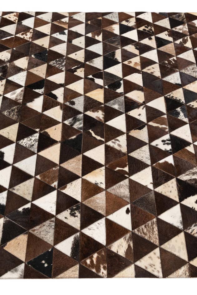 Detail image of 5' x 8' Cowhide Stocks Rug