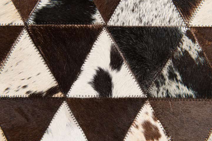 5' x 8' 1 Cowhide Stocks Rug