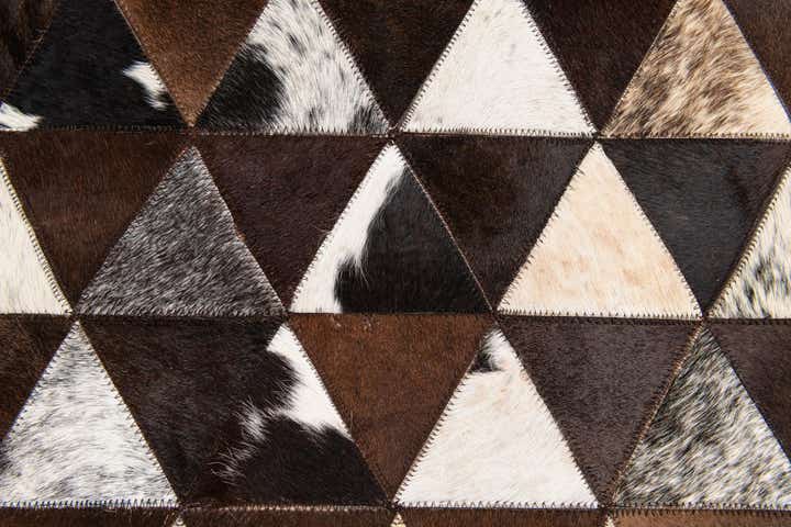 4' 11 x 8' Cowhide Stocks Rug
