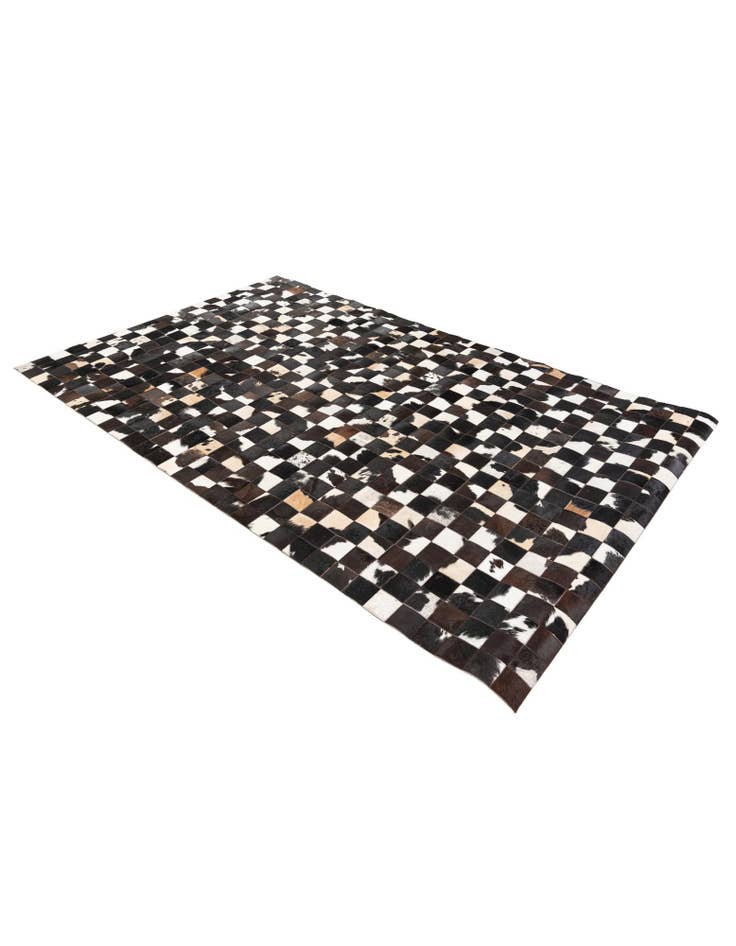 Detail image of 5' x 7' 11 Cowhide Stocks Rug