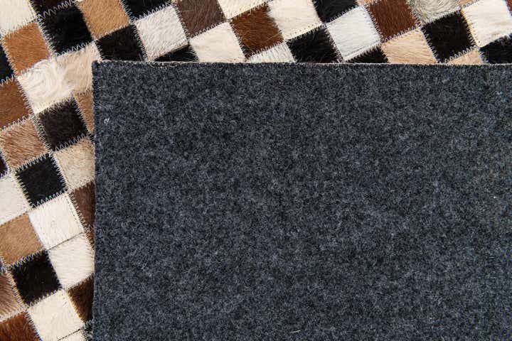 5' 3 x 7' 6 Cowhide Stocks Rug