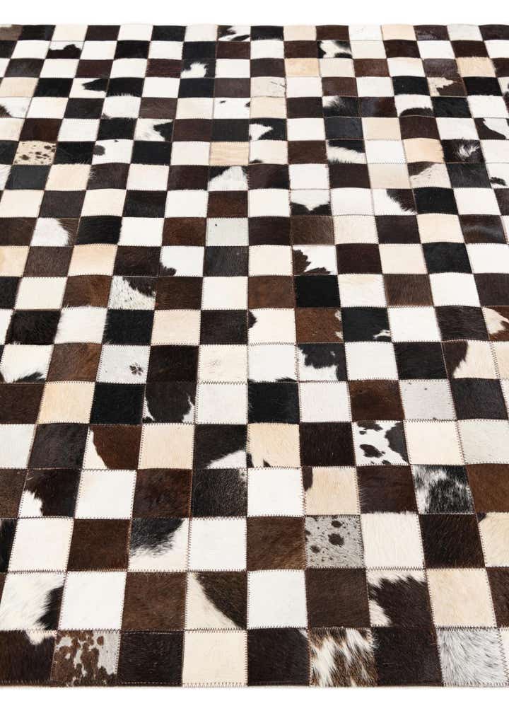 5' x 8' Cowhide Stocks Rug