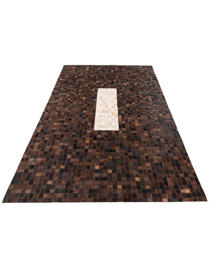 Detail image of 5' x 7' 10 Cowhide Stocks Rug