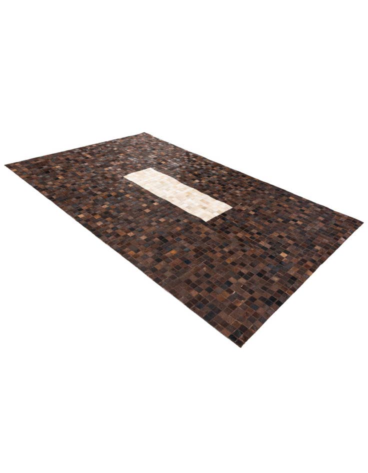 Detail image of 5' x 7' 10 Cowhide Stocks Rug