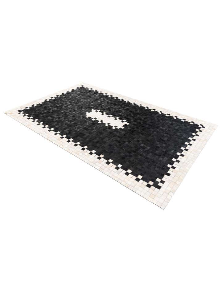 5' x 7' 10 Cowhide Stocks Rug