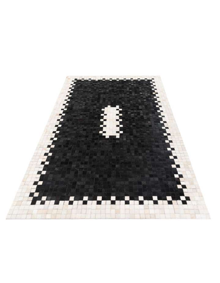 5' x 7' 10 Cowhide Stocks Rug