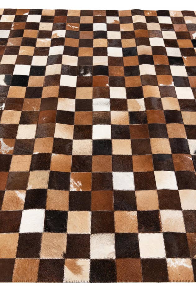 Detail image of 5' x 7' 11 Cowhide Stocks Rug