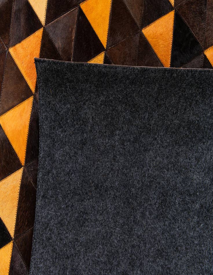 Detail image of 5' x 8' Cowhide Stocks Rug