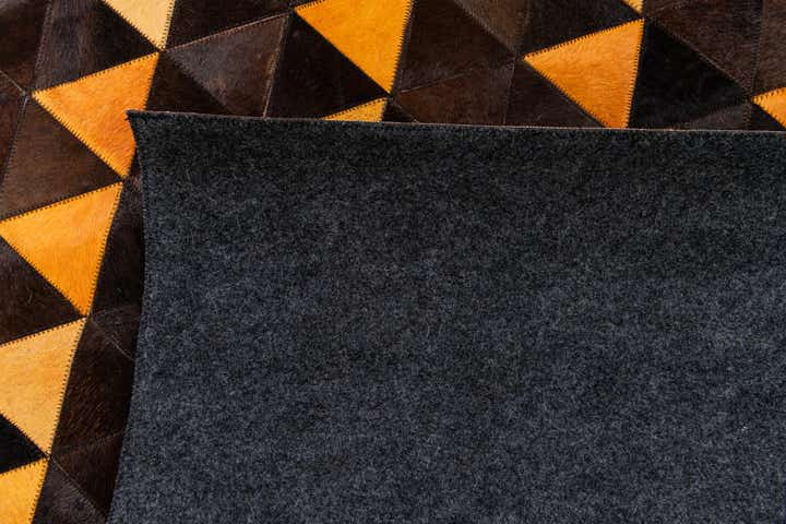 5' x 8' Cowhide Stocks Rug