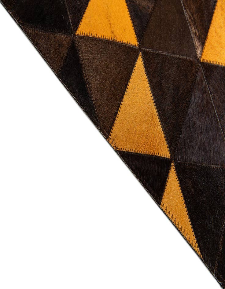 Detail image of 5' x 8' 1 Cowhide Stocks Rug