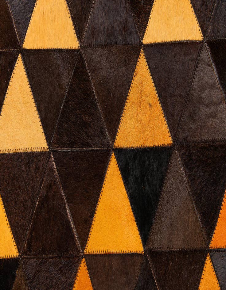 Detail image of 5' x 8' 1 Cowhide Stocks Rug