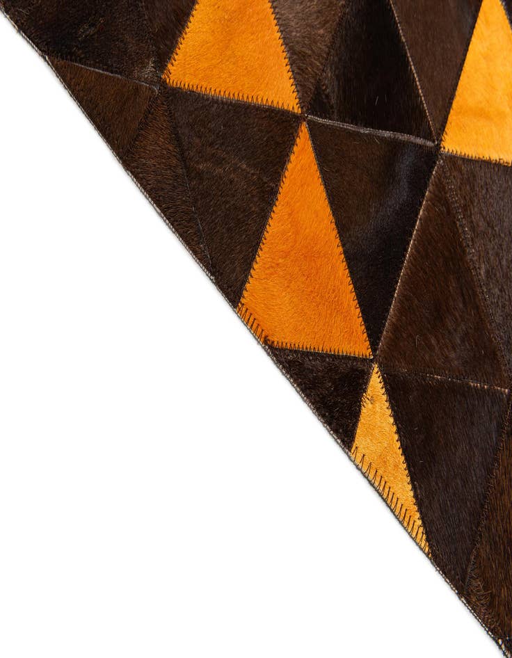 Detail image of 5' x 8' 1 Cowhide Stocks Rug