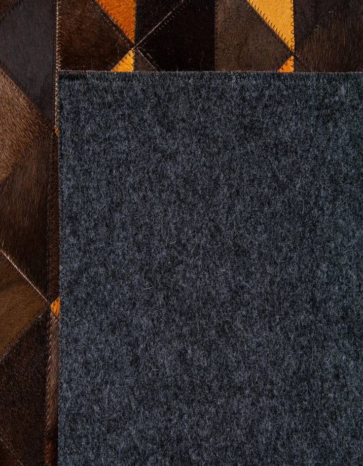 Detail image of 5' x 8' Cowhide Stocks Rug