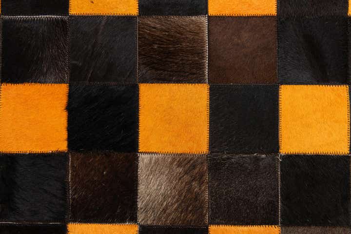 5' 2 x 8' Cowhide Stocks Rug