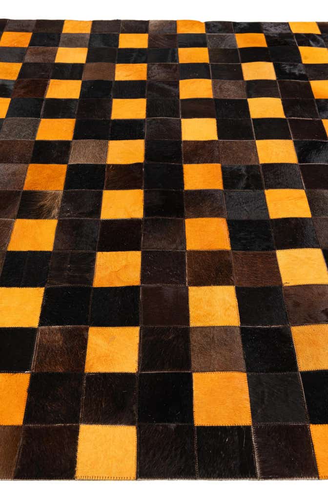 5' 2 x 8' Cowhide Stocks Rug
