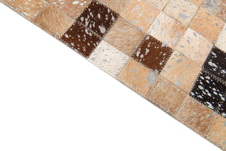 5' 3 x 7' 7 Cowhide Stocks Rug