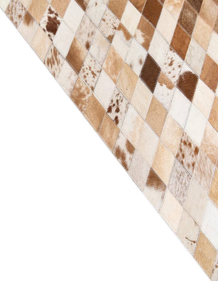 Detail image of 4' 11 x 8' Cowhide Stocks Rug