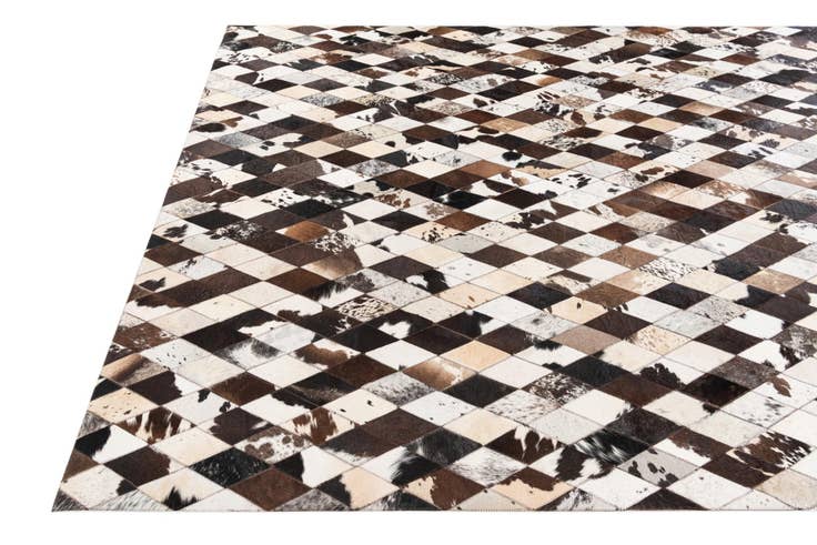 Detail image of 6' 9 x 9' 9 Cowhide Stocks Rug