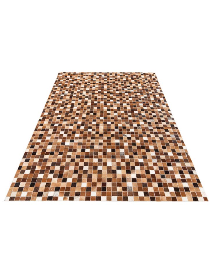 Detail image of 4' 8 x 6' 8 Cowhide Stocks Rug