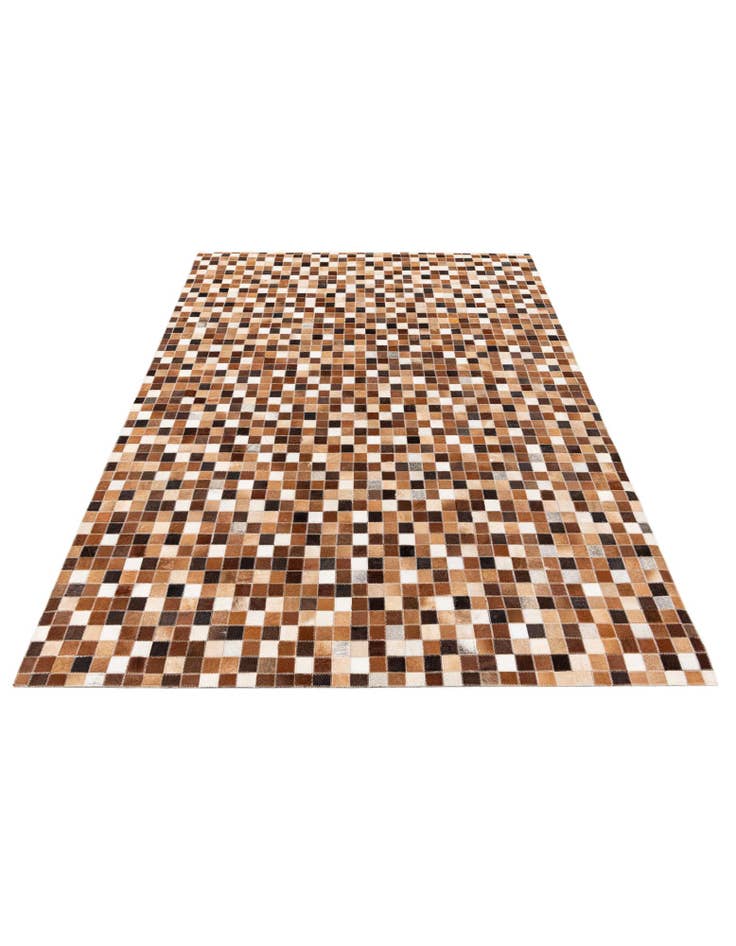 Detail image of 4' 8 x 6' 8 Cowhide Stocks Rug