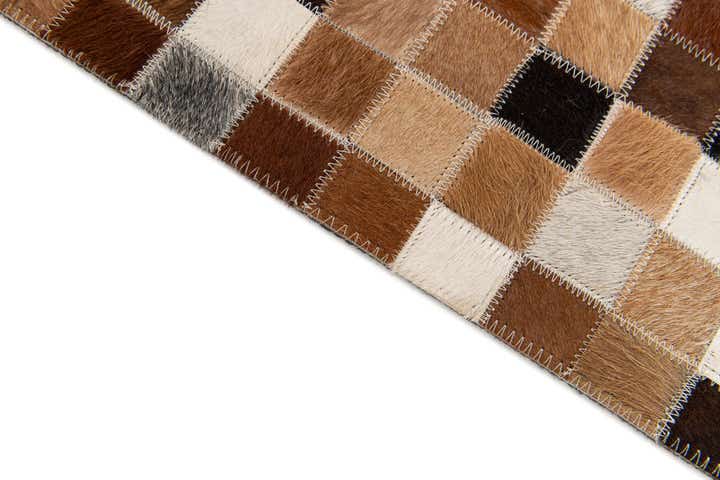 4' 7 x 6' 7 Cowhide Stocks Rug