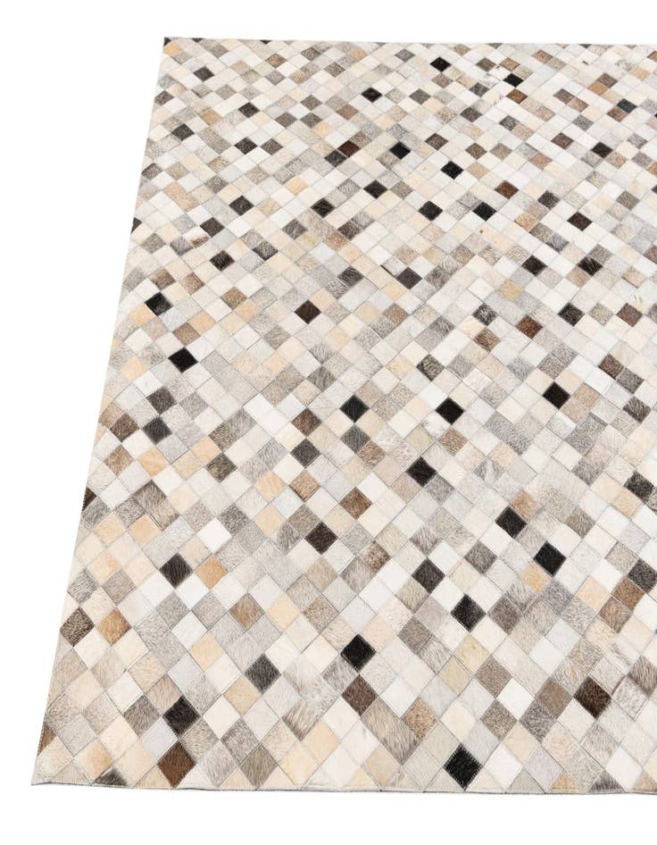 Detail image of 4' 7 x 6' 7 Cowhide Stocks Rug