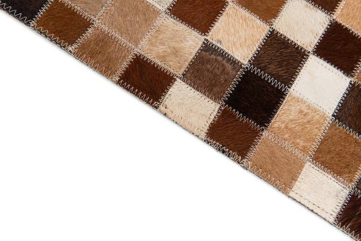 Detail image of 3' 11 x 5' 11 Cowhide Stocks Rug