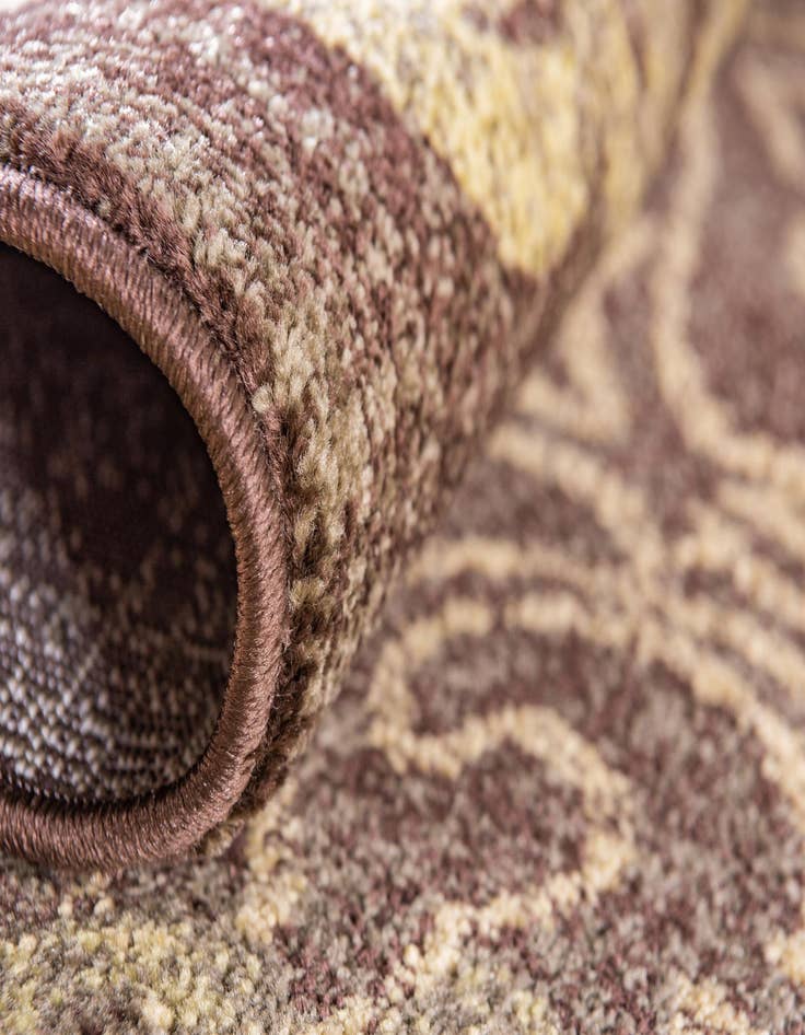 Detail image of 10' 6 x 16' 5 Damask Rug