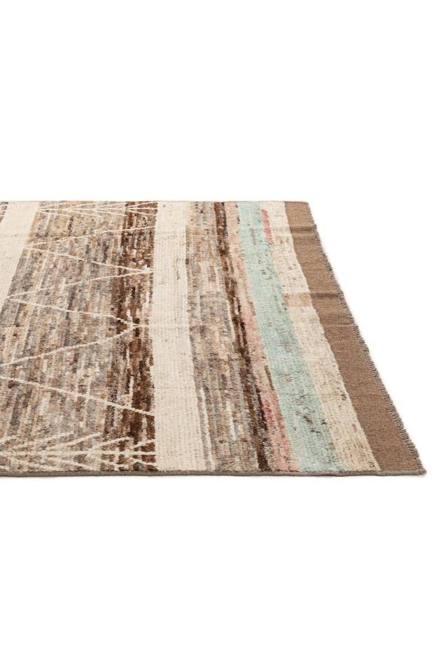 Detail image of 6' 8 x 9' 7 Hand Knotted Darya Wool Rug