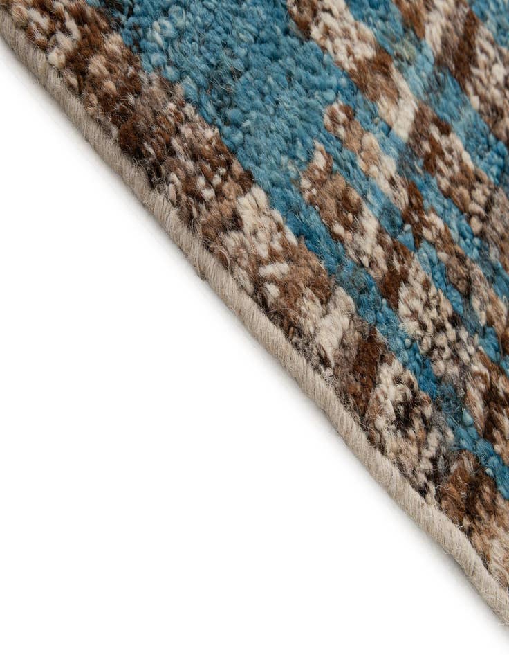 Detail image of 7' x 9' 10  Hand Knotted Darya Wool Rug