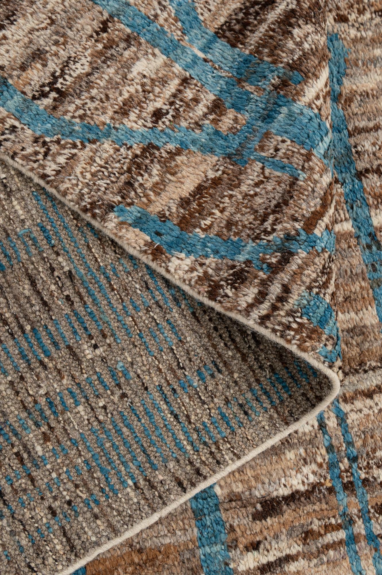 7' x 9' 10 Hand Knotted Darya Wool Rug