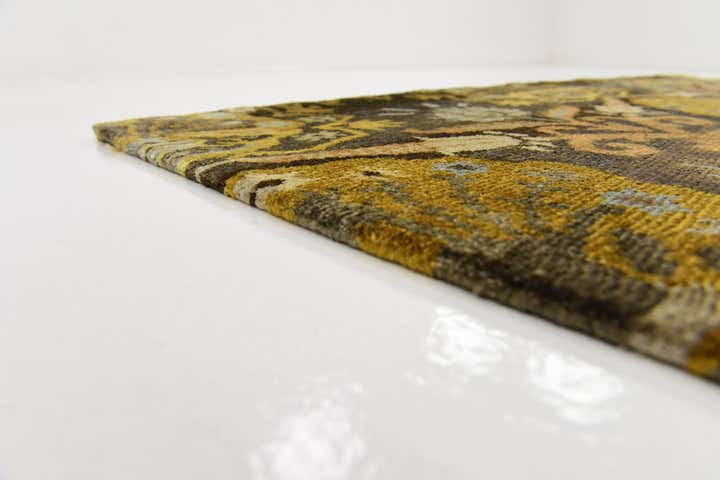 5' 8 x 8' 3 Hand Knotted Darya Rug