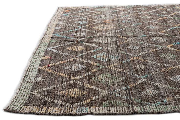 Detail image of 5' 8 x 8' 3 Hand Knotted Darya Wool Rug
