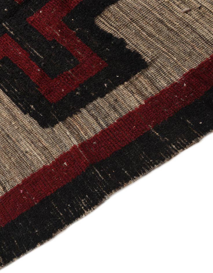 Detail image of 8' 9 x 13'  Hand Knotted Darya Wool Rug