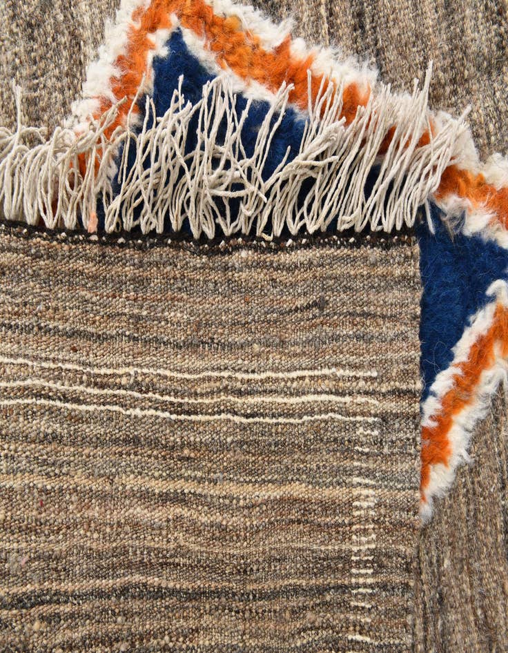 Detail image of 8' 2 x 10' 8  Hand Knotted Darya Wool Rug