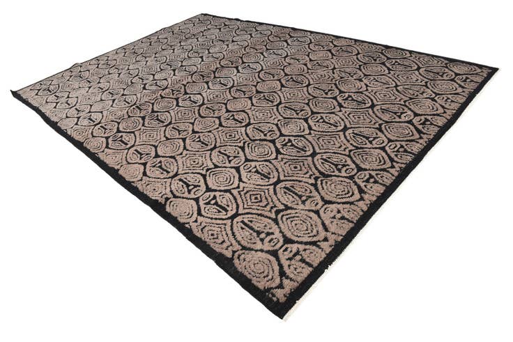 Detail image of 9' 2 x 13' 2 Hand Knotted Darya Wool Rug