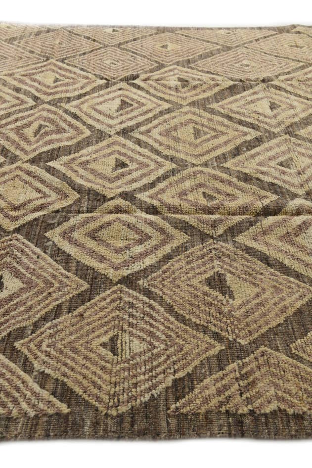 Detail image of 9' 1 x 12' 1 Hand Knotted Darya Wool Rug