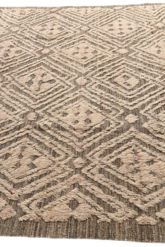 Detail image of 8' x 10' 7 Hand Knotted Darya Wool Rug