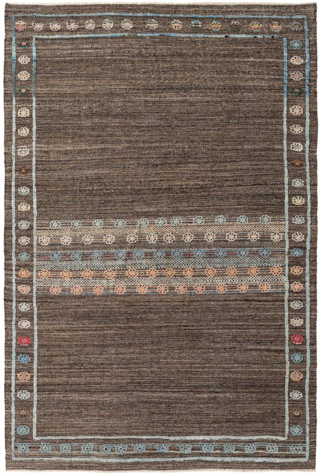 Detail image of 6' 6 x 9' 5 Hand Knotted Darya Wool Rug