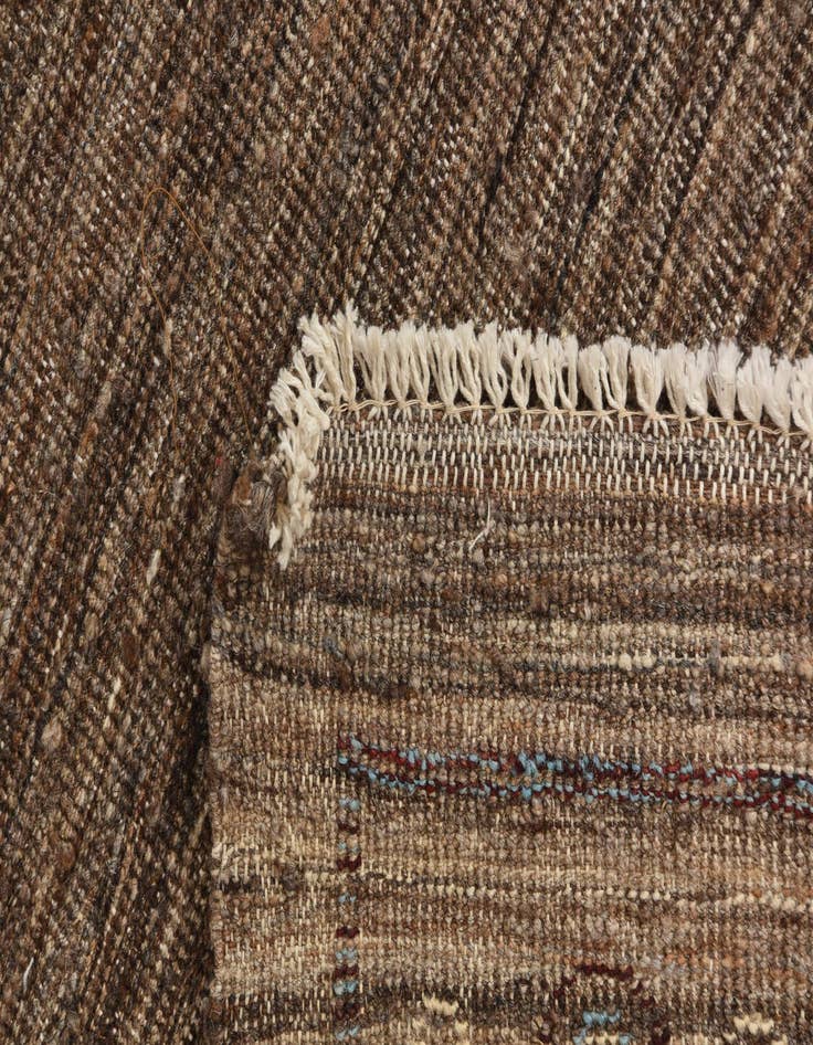 Detail image of 6' 9 x 9' 6  Hand Knotted Darya Wool Rug