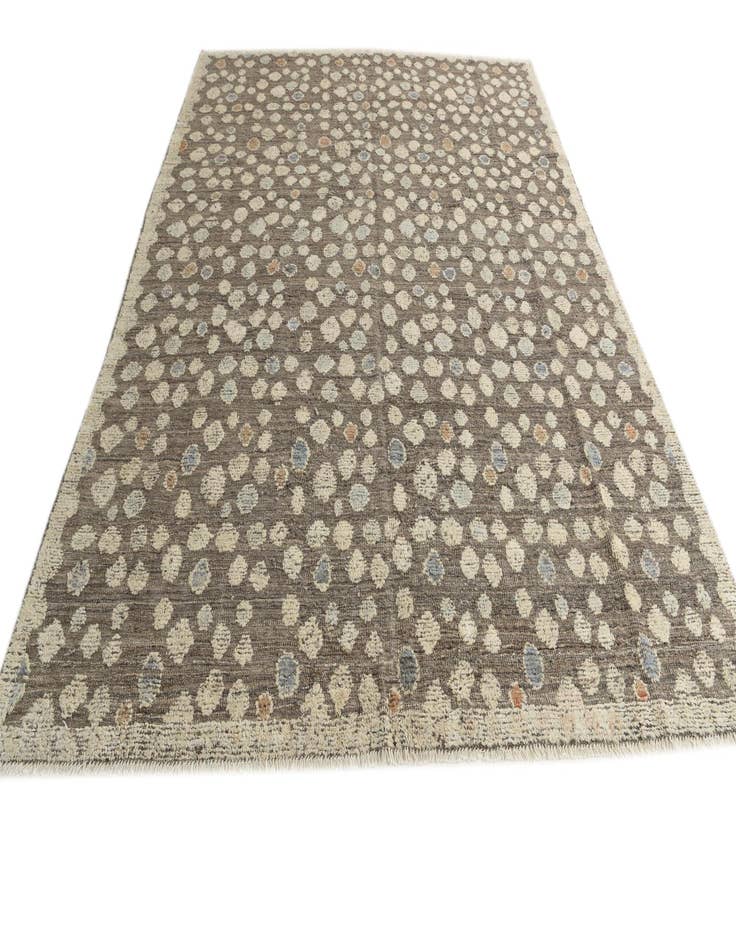 Detail image of 8' 3 x 10' 4  Hand Knotted Darya Wool Rug