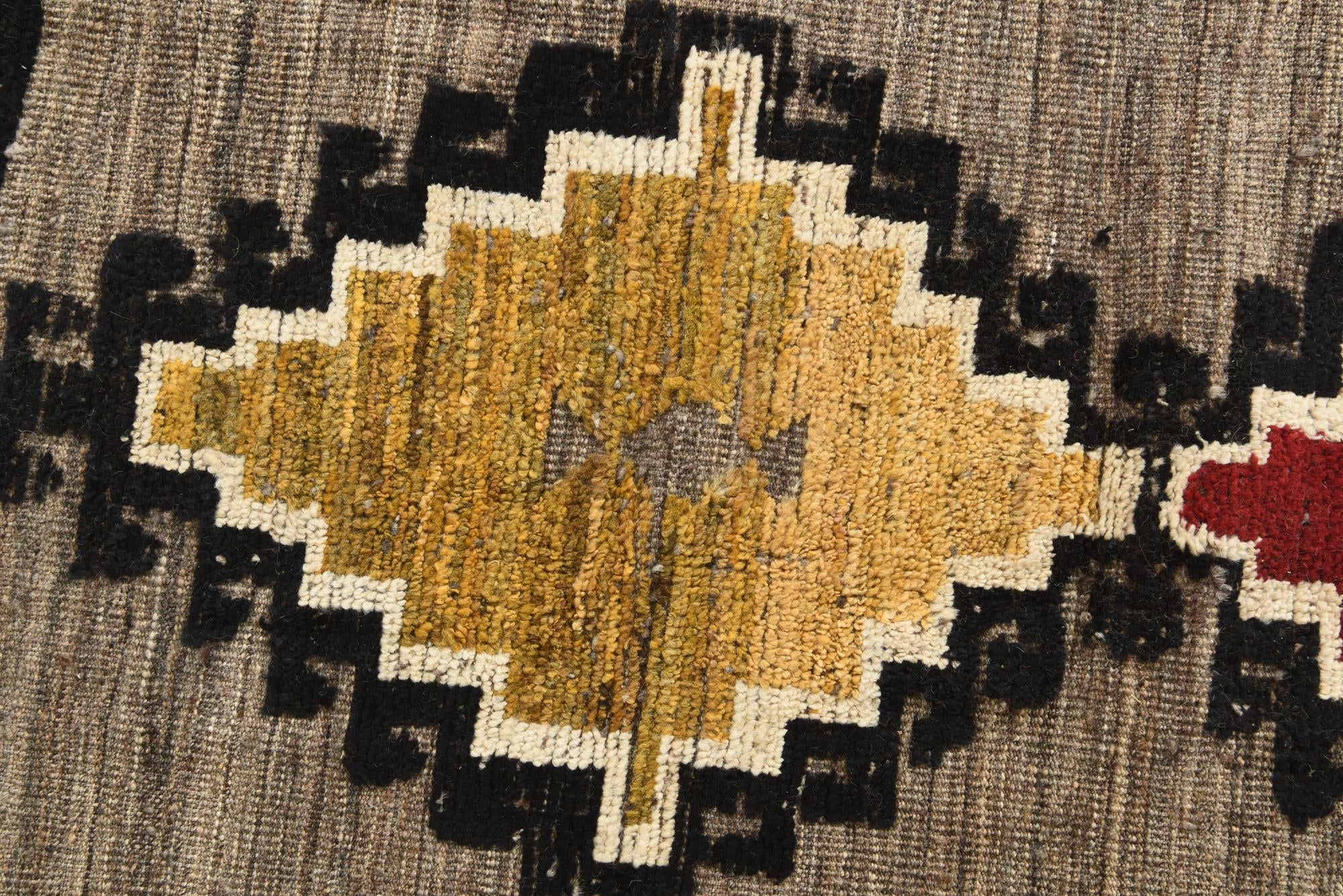 8' x 10' 5 Hand Knotted Darya Wool Rug
